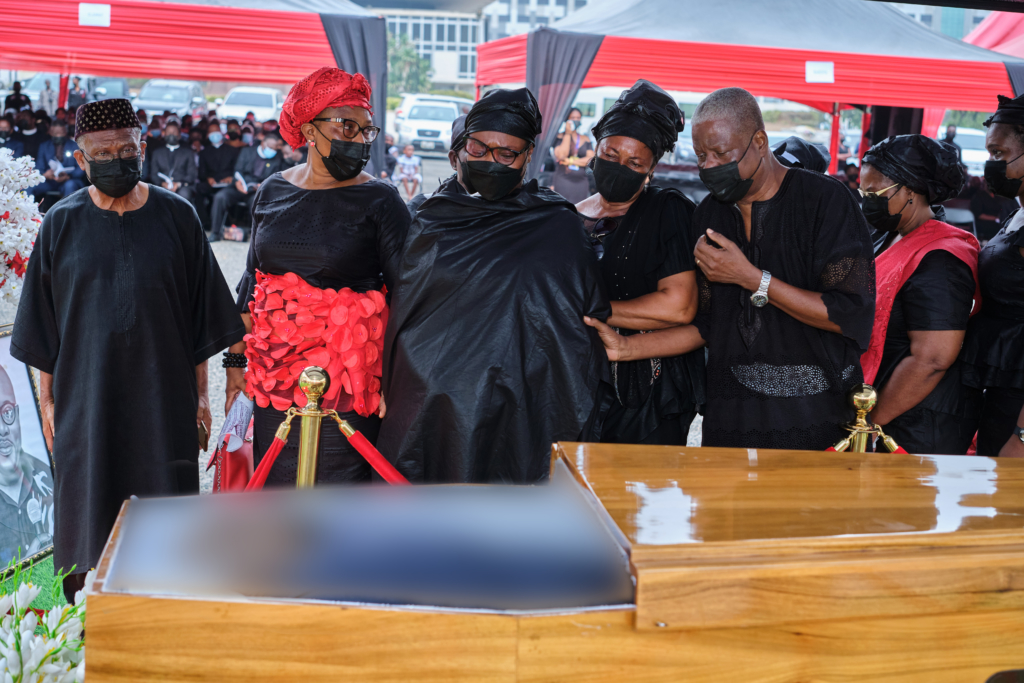 Photos: Final goodbye to the #RealBoss Elvis Kwashie