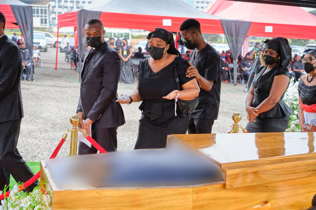 Photos: Final goodbye to the #RealBoss Elvis Kwashie