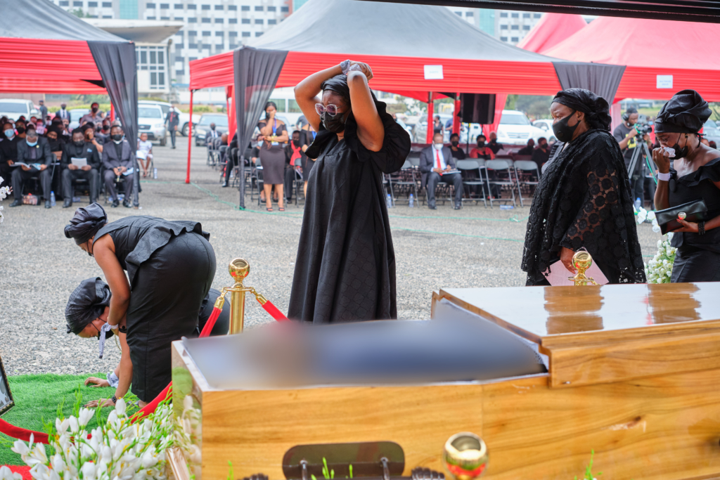 Photos: Final goodbye to the #RealBoss Elvis Kwashie