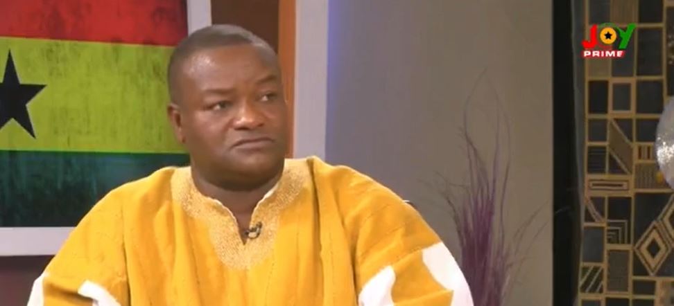Ayariga Challenges BoG on Legal Basis for Cedi Bouquet Arrests