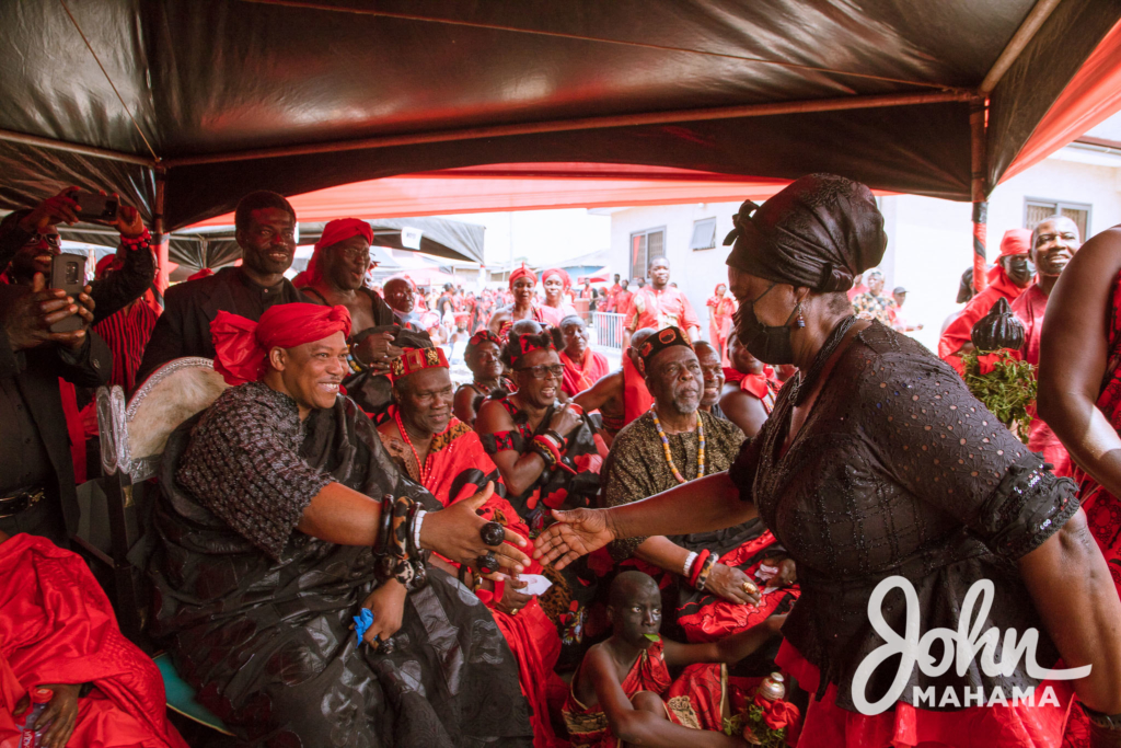 Mahama pays last respect to late La Mantsɛ, Nii Kpobi Tettey Tsuru