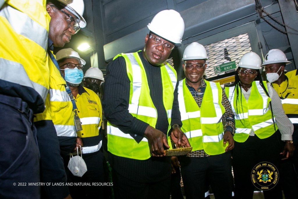Let's team up to make Ghana the mining hub of Africa - Lands Minister to Gold Fields