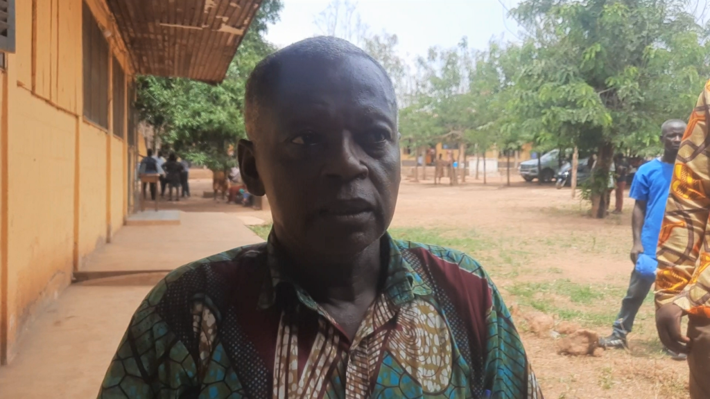 Parents of Sunyani Ridge Experimental Schools up in arms against land encroachers