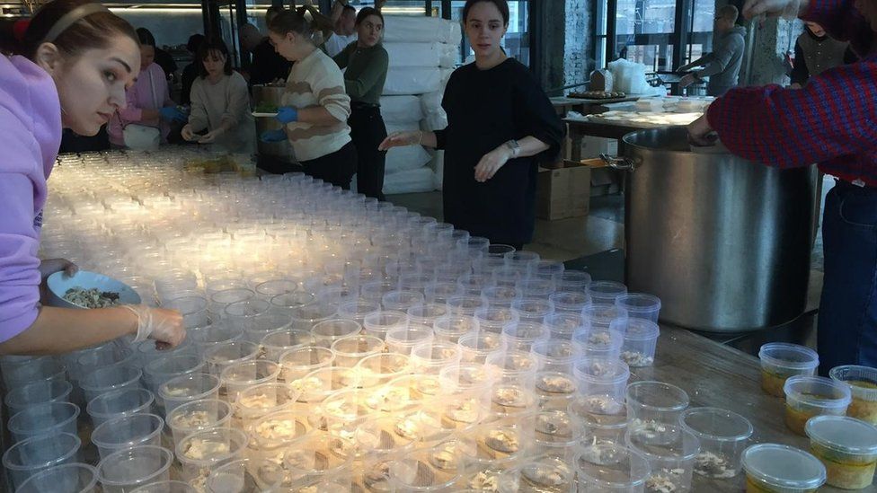 Ukraine's restaurants rally to the war effort