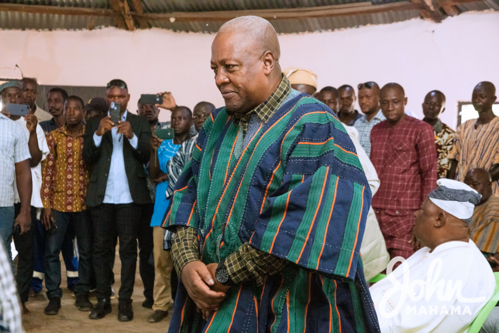 Photos: Mahama joins Kokomba Youth Association for their 45th annual convention