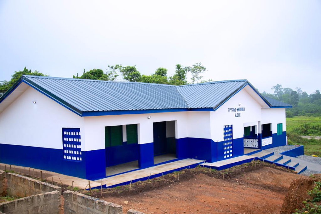 Oppong Nkrumah builds JHS block for Ayirebi Presby Basic school