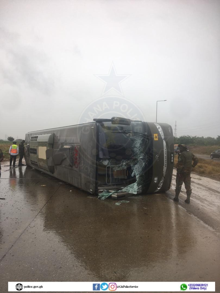 Bus carrying military personnel involved in accident on Accra-Tema Motorway Bus carrying military personnel involved in accident on Accra-Tema Motorway