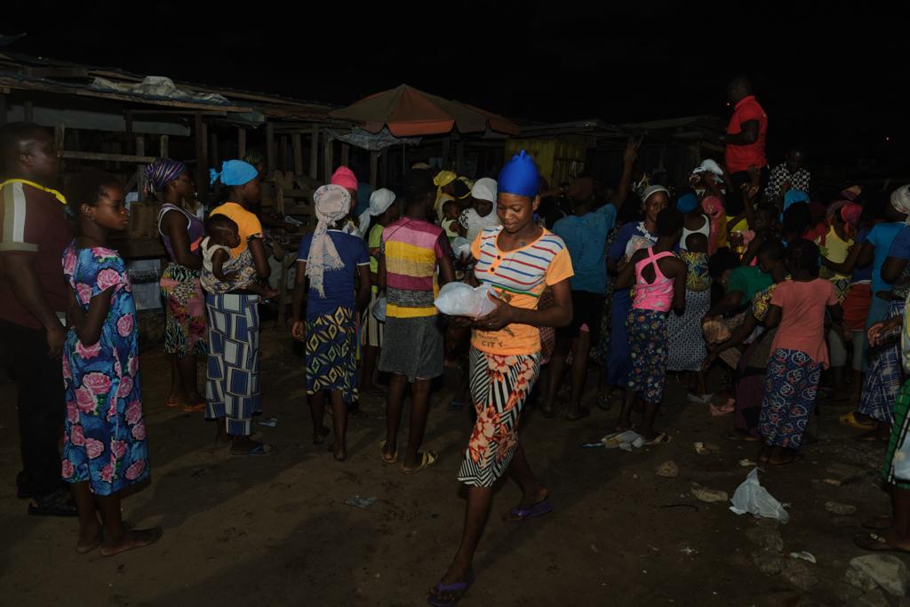 Easter Soup Kitchen: Kayaye, labourers at Mallam-Atta market enjoy hot meal prepared by Multimedia Group staff