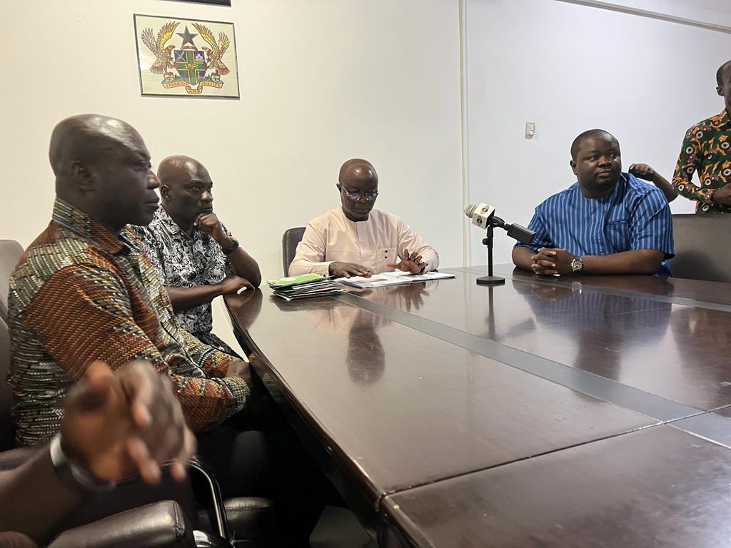 Greater Accra Regional Minister commends NSS boss for new vision of employment