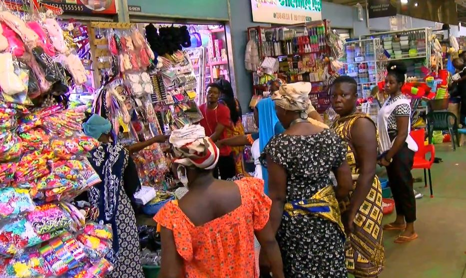 Kejetia traders in joy as ECG restores electricity connection to the market