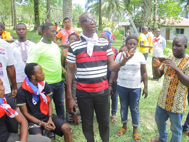 Aggrieved NPP youth in Hemang Lower Denkyira threaten to prevent upcoming constituency elections