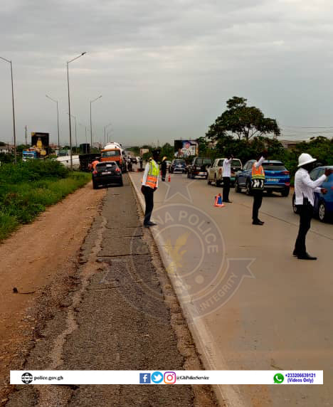 Truck carrying LPG rolls over on Accra-Tema Motorway