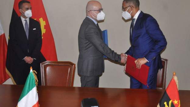 The gas deal strengthens ties between Italy and Angola