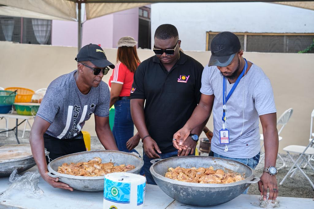 Joy FM Easter Soup Kitchen: From the kitchen into the pack