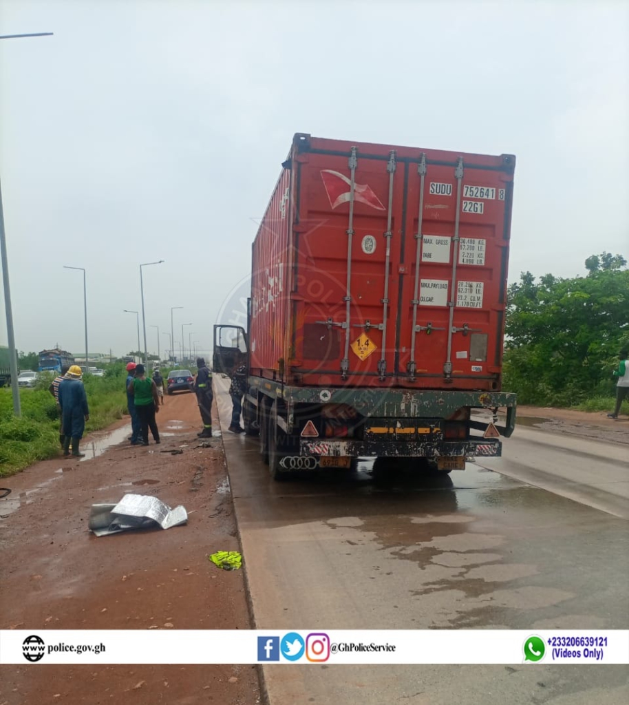 Traffic build-up on Accra-Tema motorway after cargo truck caught fire