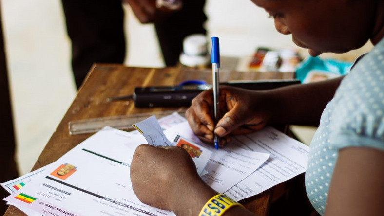 NPP, NDC react to EC claims of bussing minors, foreigners for limited voters’ registration 2 Voter registration 1