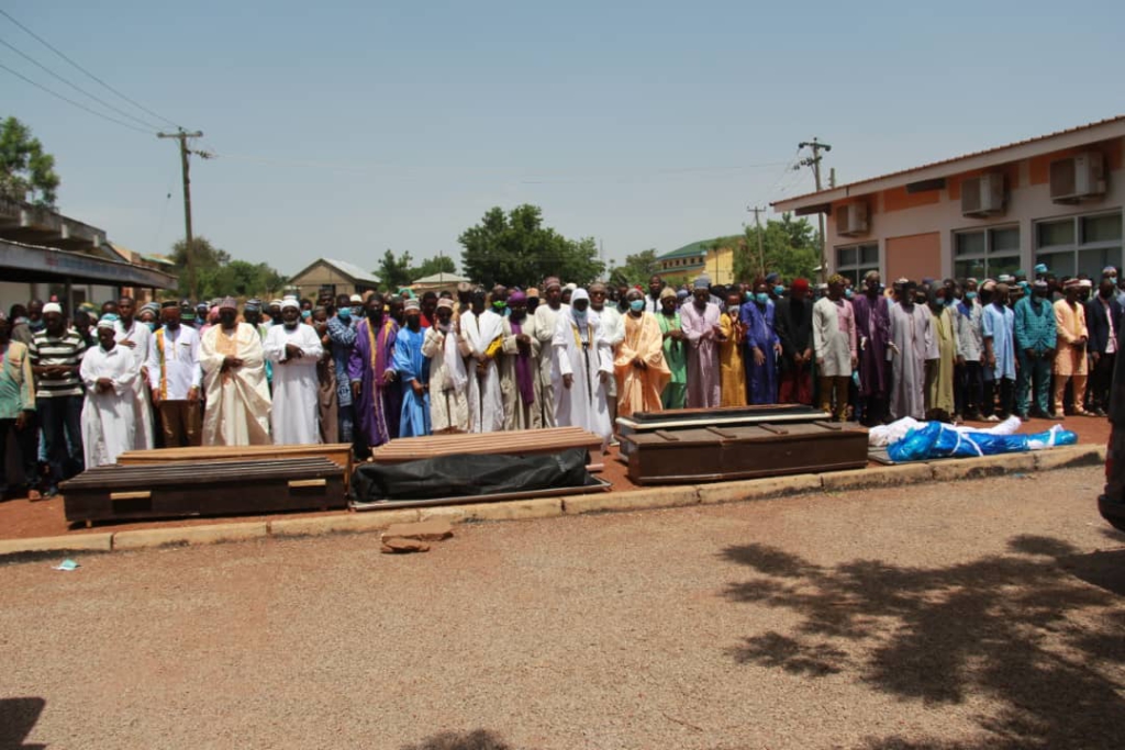 8 persons who died in shooting incident at Zakoli buried