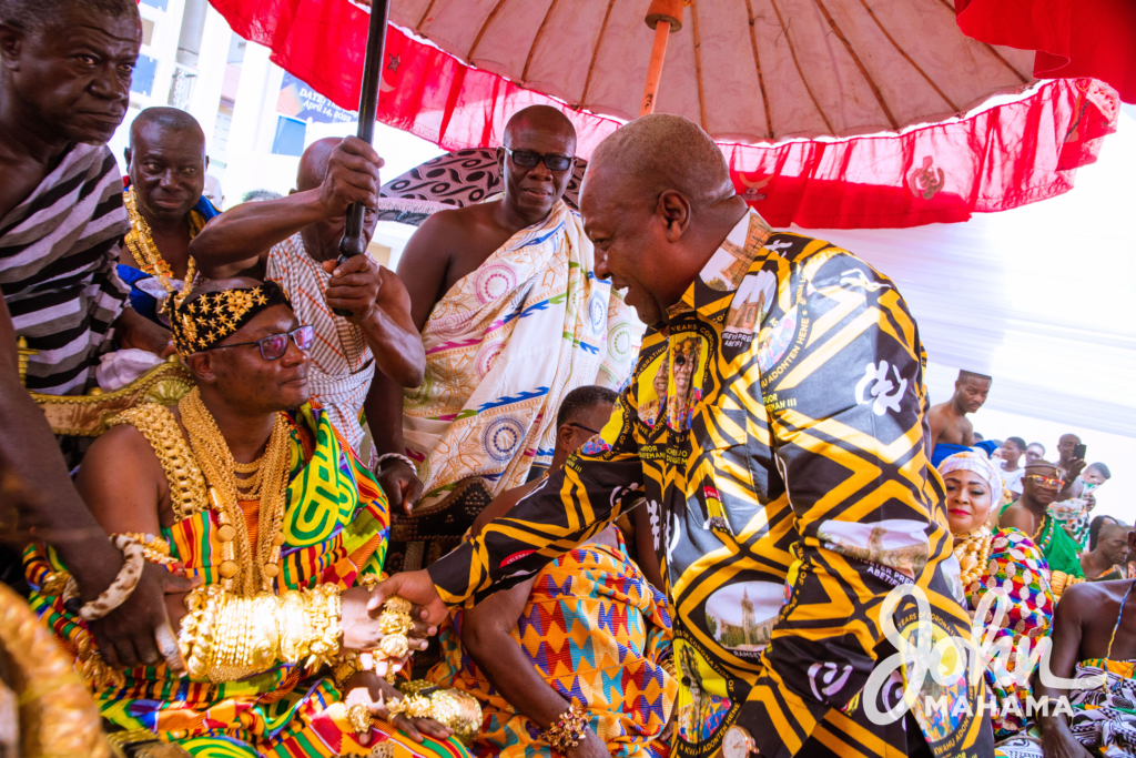 Mahama honours Abetifihene on his 30th anniversary on the stool Mahama honours Abetifihene on his 30th anniversary on the stool
