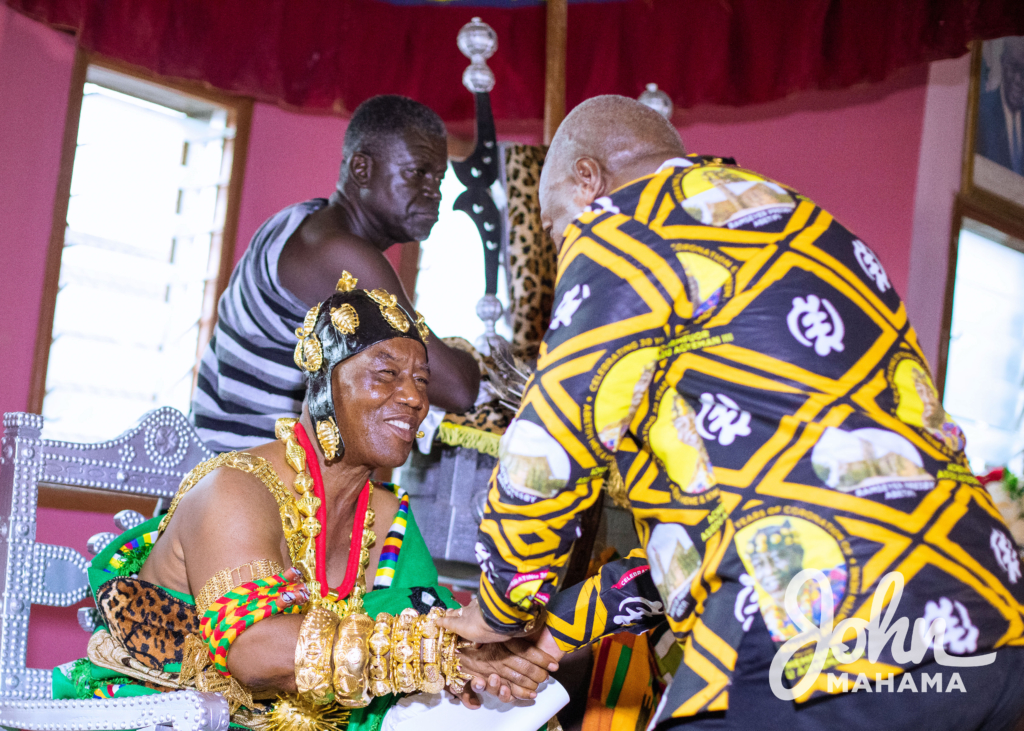 Mahama honours Abetifihene on his 30th anniversary on the stool