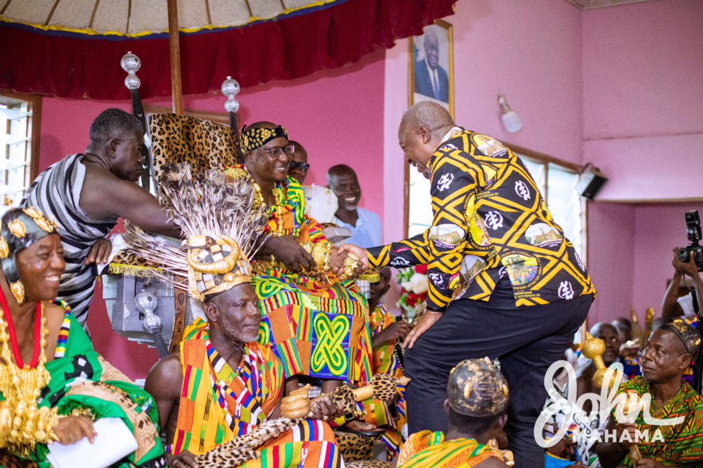 Mahama honours Abetifihene on his 30th anniversary on the stool Mahama honours Abetifihene on his 30th anniversary on the stool