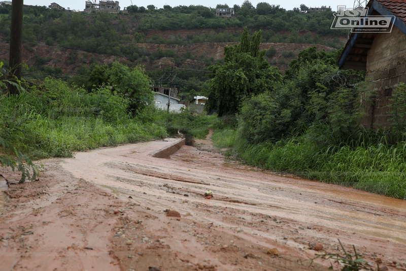 Landslide scare hits residents around Weija-Kasoa ridge