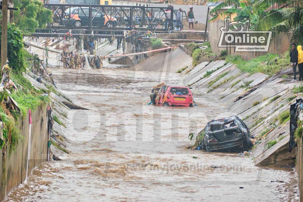 Remove structures obstructing free flow of water immediately - Akufo-Addo charges MMDAs