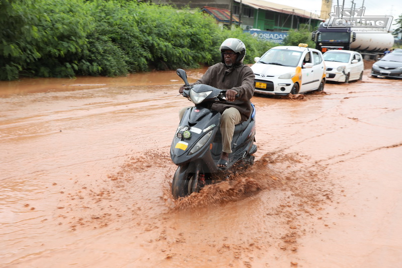 Landslide scare hits residents around Weija-Kasoa ridge