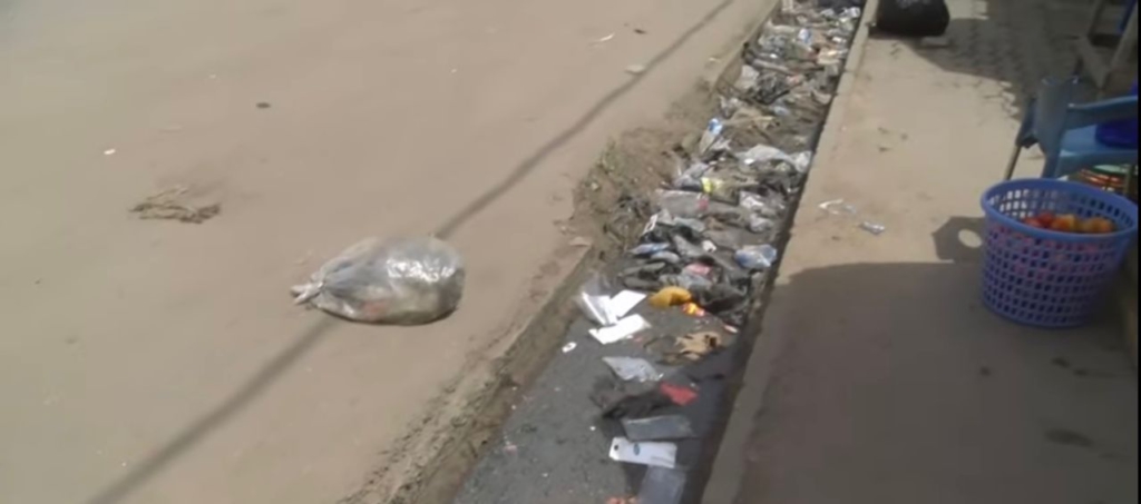 'Put our taxes to good use' - Agbogbloshie traders urge AMA to desilt clogged drains