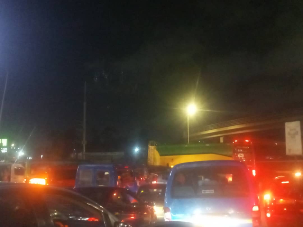 Cargo truck fully loaded with eggs burnt down on Achimota-Pokuase road Cargo truck fully loaded with eggs burnt down on Achimota-Pokuase road