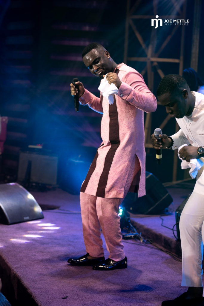 Joe Mettle begins ‘Kadosh’ regional tour with a spirit-filled performance in Takoradi