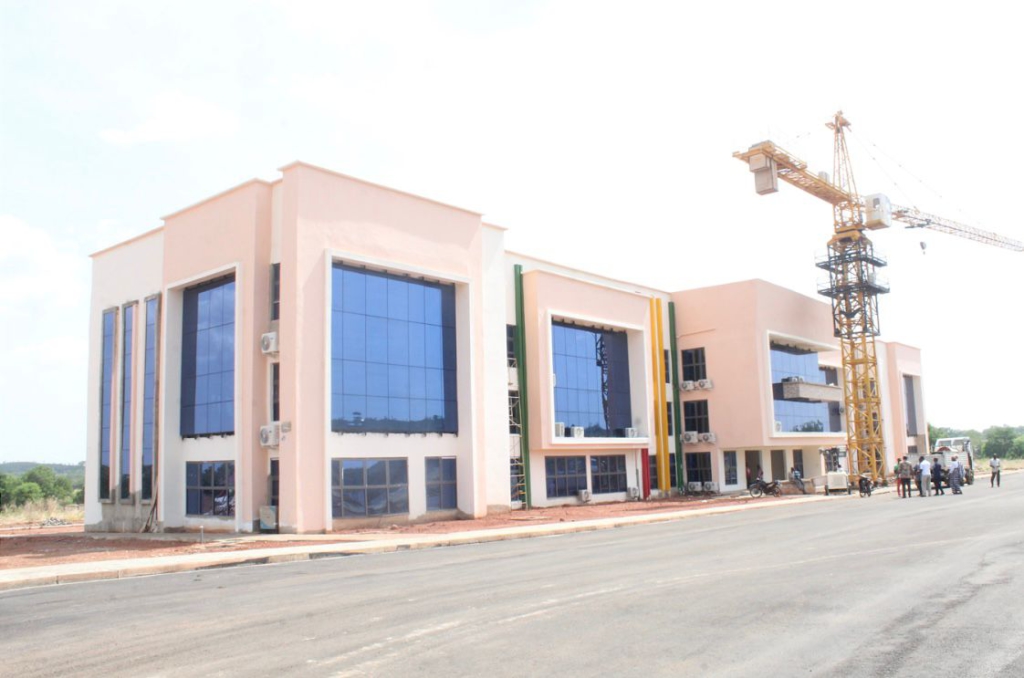 Most Ghanaians unaware of oil funded projects – PIAC Most Ghanaians unaware of oil funded projects – PIAC