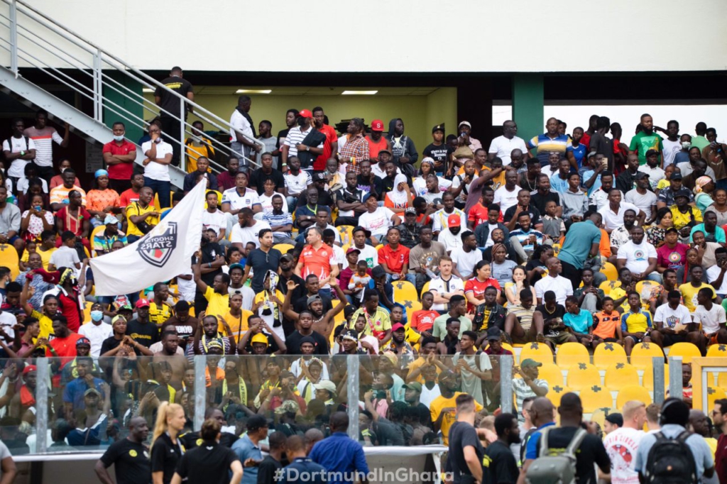 African Giants hold Dortmund Legends on big tour night in Accra