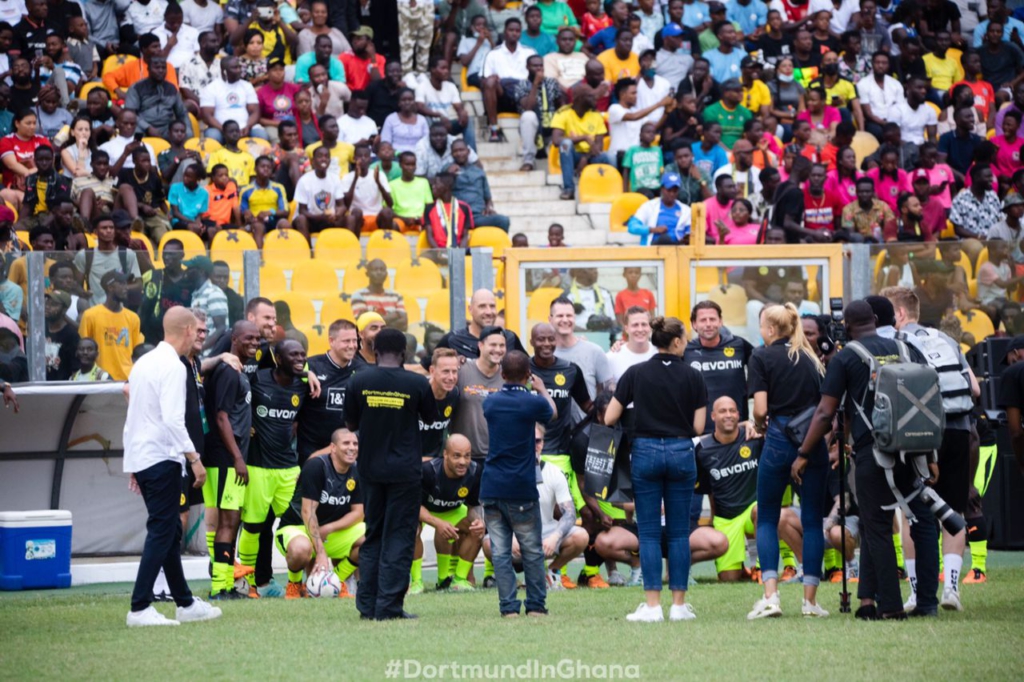 African Giants hold Dortmund Legends on big tour night in Accra