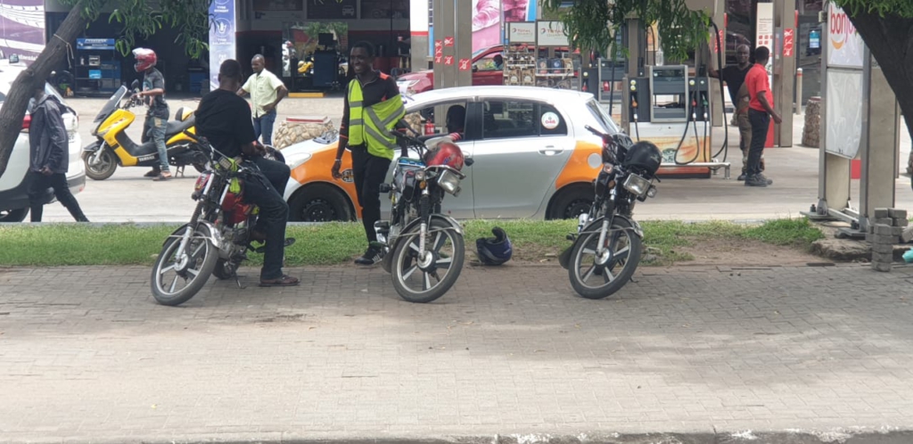 Pillion riders reject crash helmet for fear of Covid-19 - Okada operators Pillion riders reject crash helmet for fear of Covid-19 - Okada operators