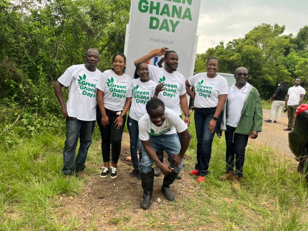Karpowership Ghana staff plants 5000 trees to deal with climate change