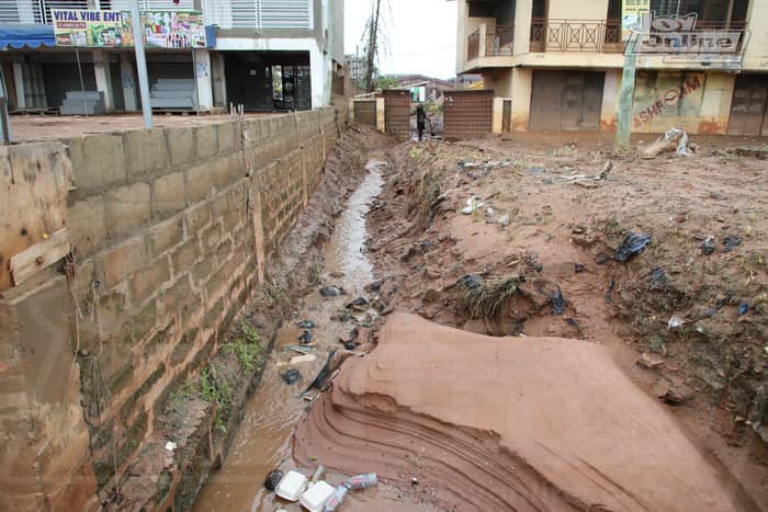 Users of Accra-Kasoa road call for permanent solution to traffic congestion caused by flooding around the Old Barrier