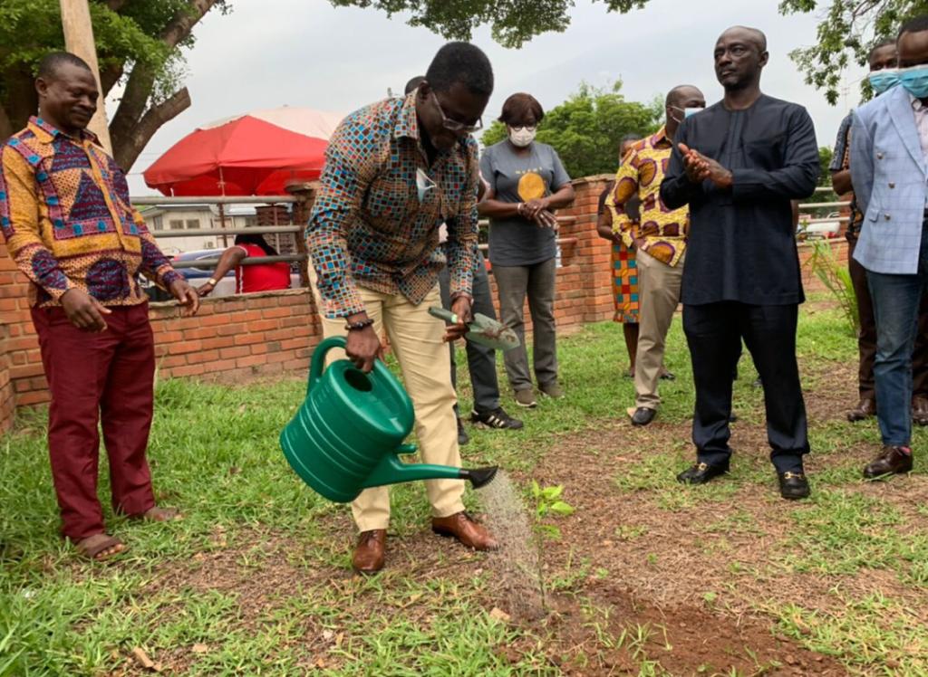 Green Ghana Project: Ambassador Boateng leads SIGA to plant number of trees