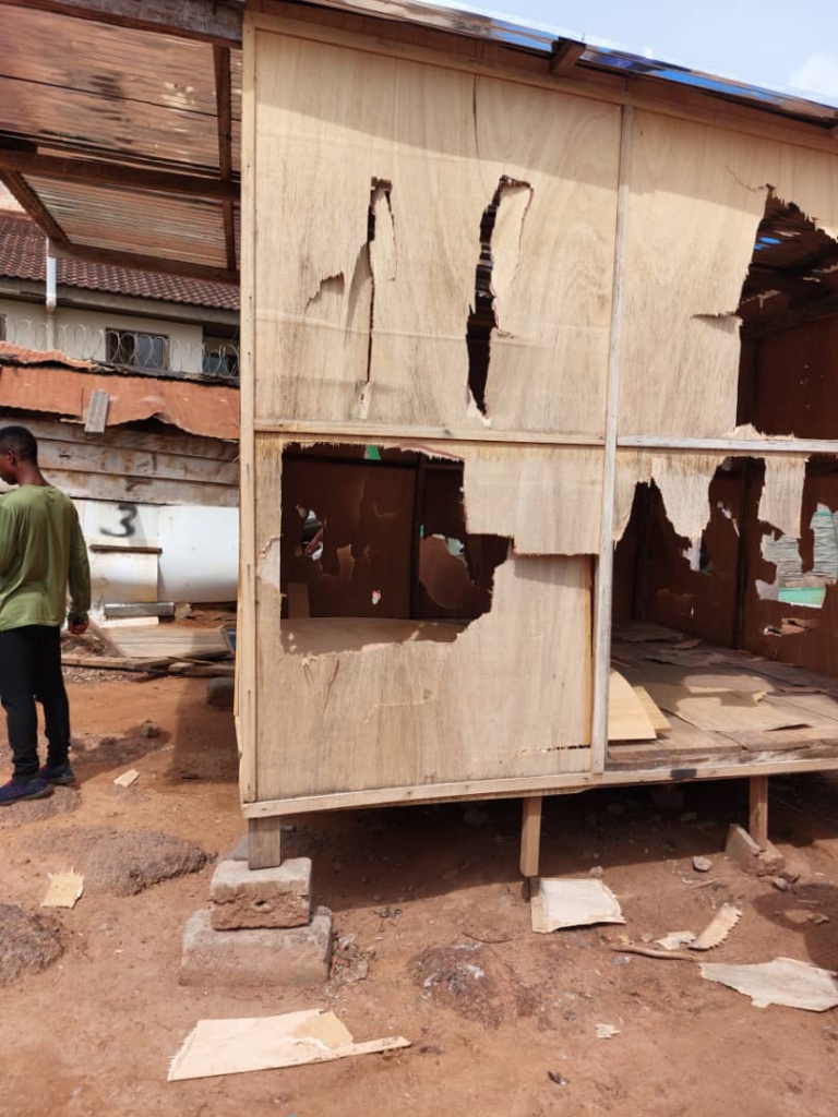Land guards attack Dome residents, homes destroyed Land guards attack Dome residents, homes destroyed