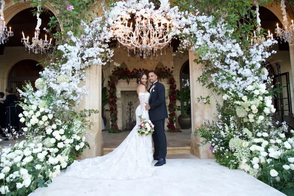 Eddie Murphy's daughter Bria marries fiancé Michael Xavier in romantic Beverly Hills ceremony Eddie Murphy's daughter Bria marries fiancé Michael Xavier in romantic Beverly Hills ceremony