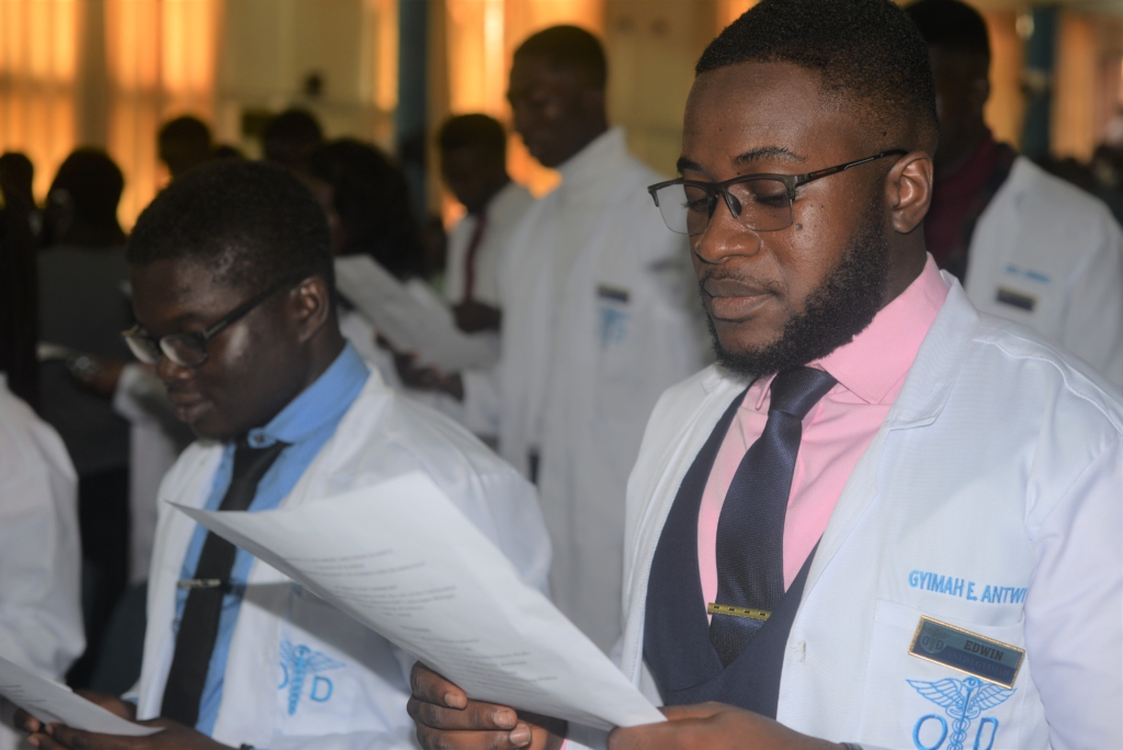 Optometrists urged to equip themselves with skills to deal with