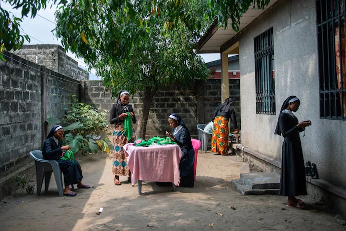 A Congo teen alleged rape by a priest. She had to flee. He can still say Mass.