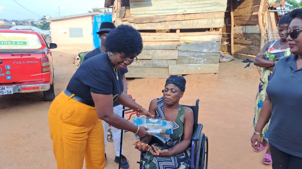 Nhyira FM's Mama Effe and others donate to disabled mother of 6 Nhyira FM's Mama Effe and others donate to disabled mother of 6