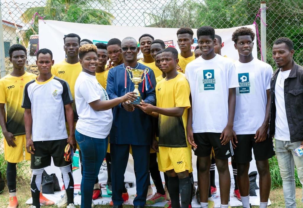 US-based Soccer for Dreamers donates to clubs in Ghana US-based Soccer for Dreamers donates to clubs in Ghana