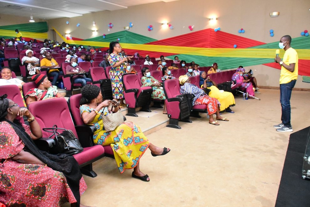 MTN employee volunteers commended for 21 days training of Y’ello Care programme MTN employee volunteers commended for 21 days training of Y’ello Care programme