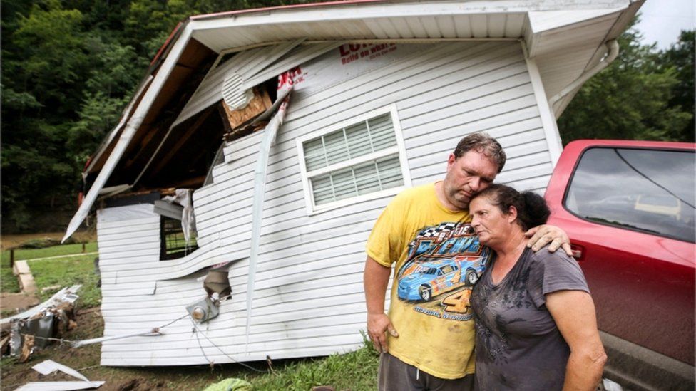 Kentucky floods: Death toll rises to 37, hundreds still missing