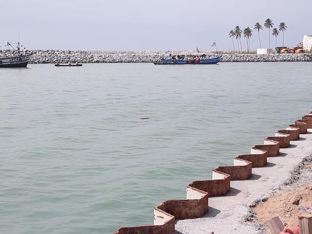 Elmina Fishing Harbour will serve people of Cape Coast as well - Transport Minister