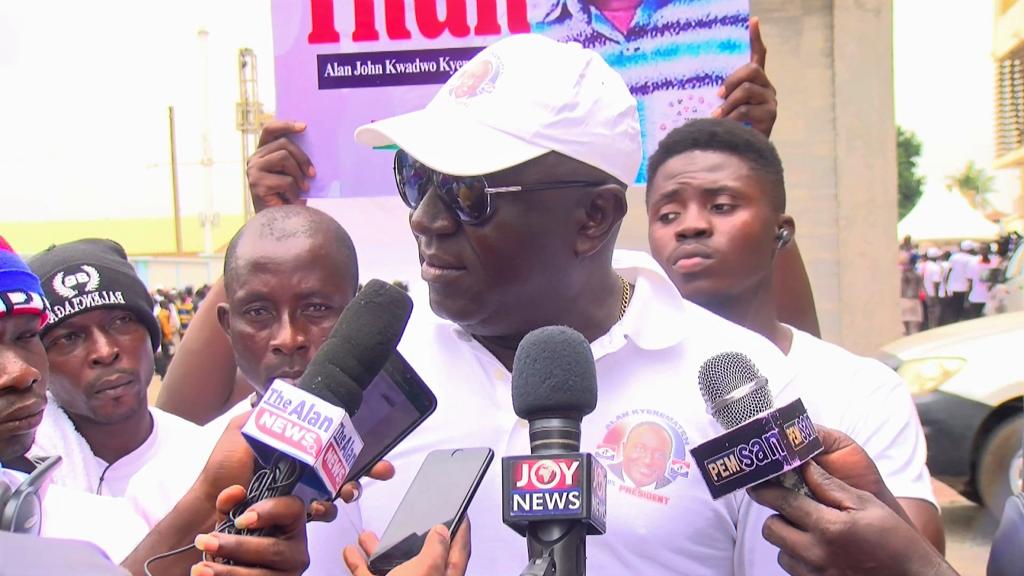 Organisers of 'Aduru wo so' walk caution Nana B against suspending Alan Kyerematen