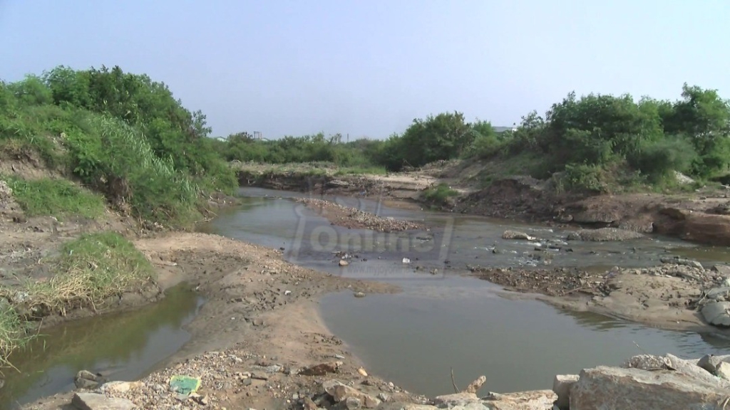 Pupils in Borteyman risk their lives through stream to access education