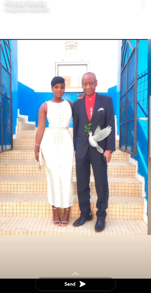 Princess Shyngle loses father