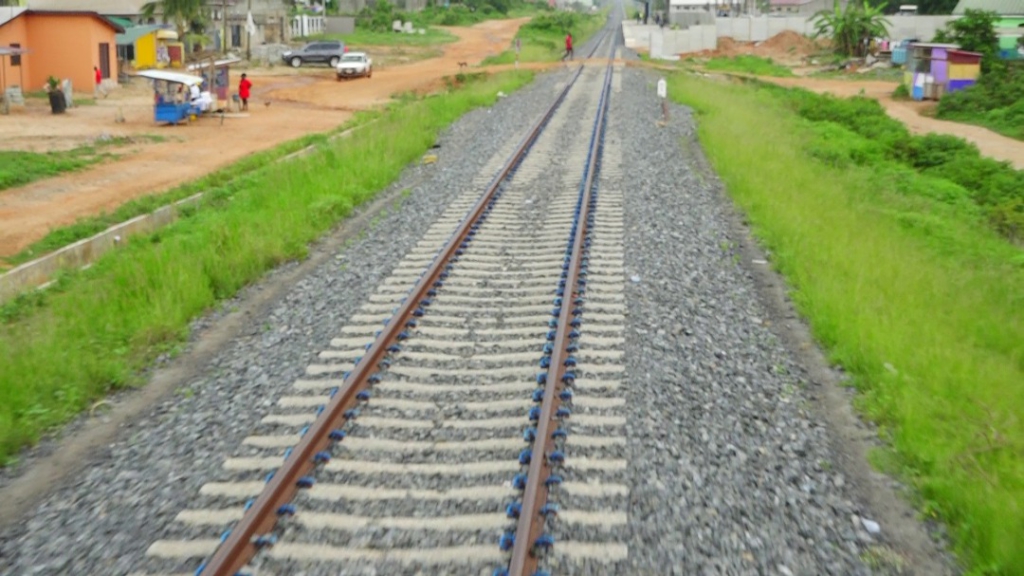 Government signs landmark $3.2bn agreement to upgrade western railway line Government signs landmark $3.2bn agreement to upgrade western railway line